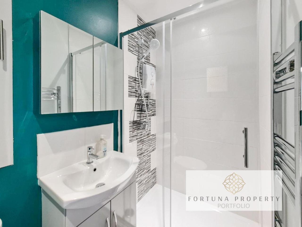 Margaret'S Loft By Fortuna Property Cheltenham Bagian luar foto